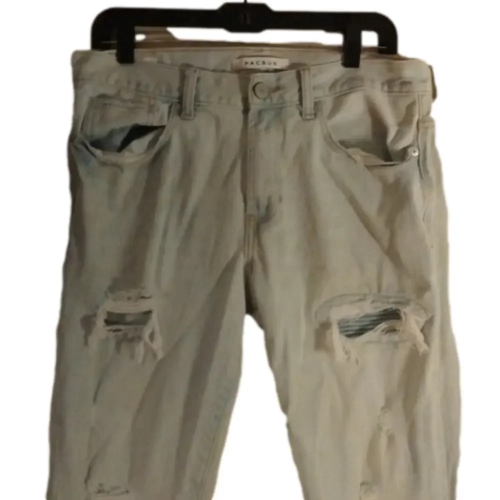 Pacsun mens stacked skinny lightwash distressed jeans. Size 32x 30.
